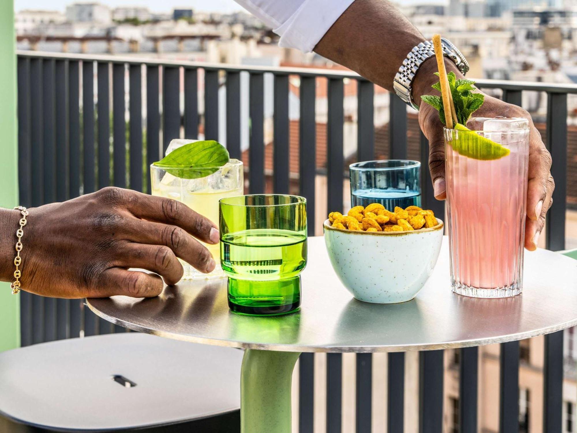 ホテル Tribe Paris クリシー エクステリア 写真